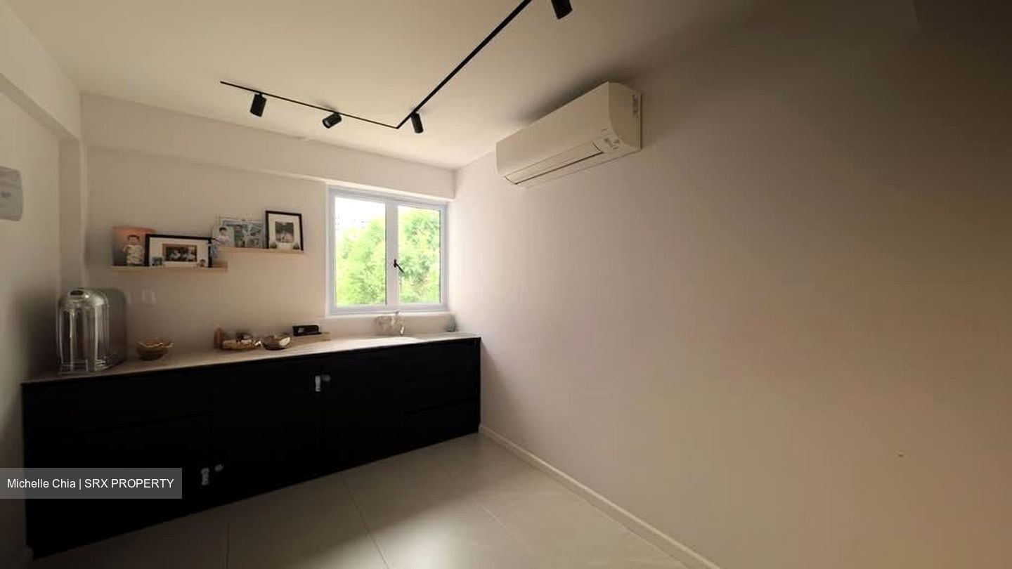 Blk 212 Serangoon Avenue 4 (Serangoon), HDB 5 Rooms #587700251